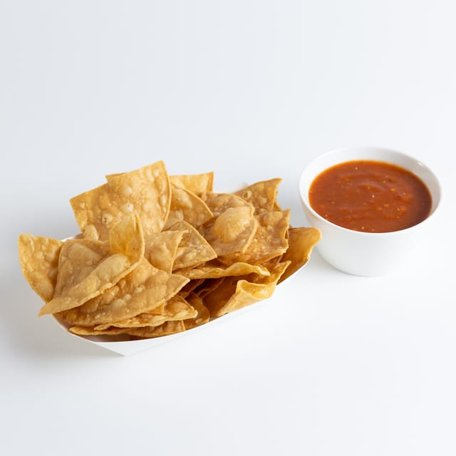 Chips & salsa.