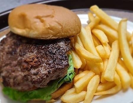 Oscar's burger.